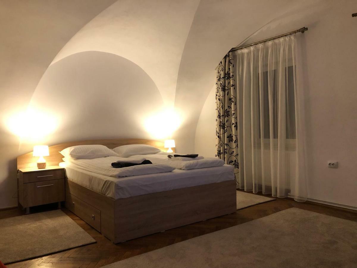Enjoy Appartement Sibiu Buitenkant foto