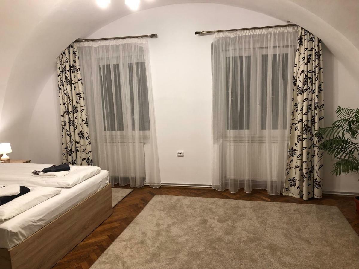Enjoy Appartement Sibiu Buitenkant foto