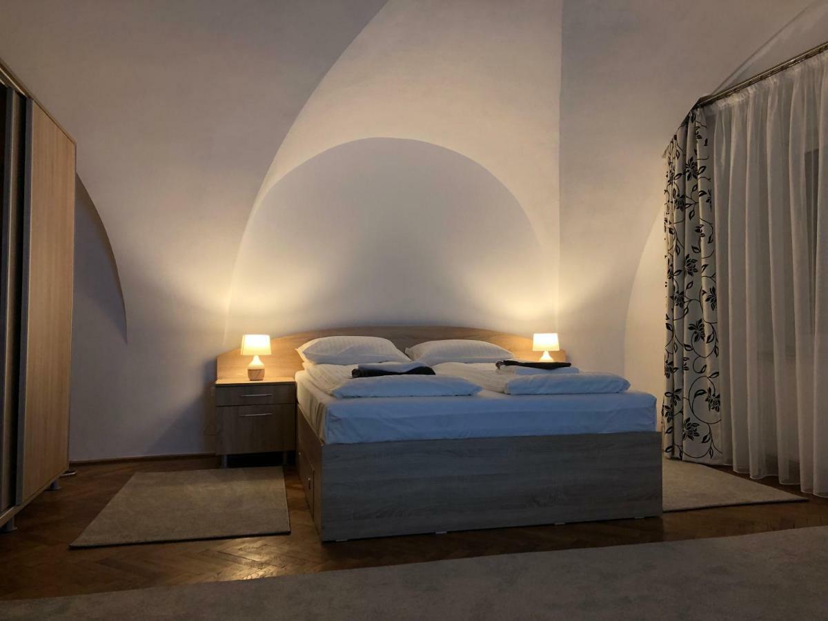 Enjoy Appartement Sibiu Buitenkant foto